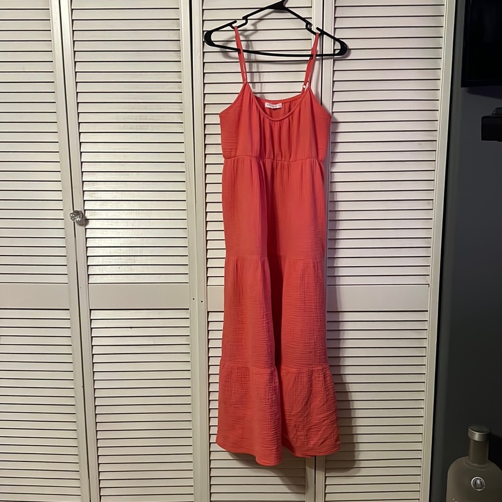 Peach color